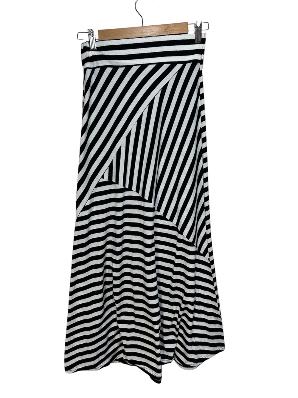 Charlotte Russe Black & White Striped Maxi Skirt